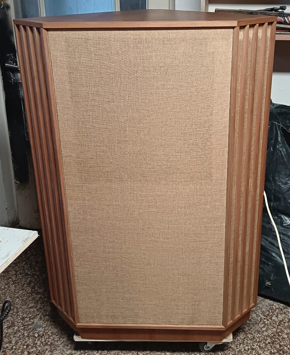 7008e6cc-433b-4cd7-85e4-28deefd5b32c (1)